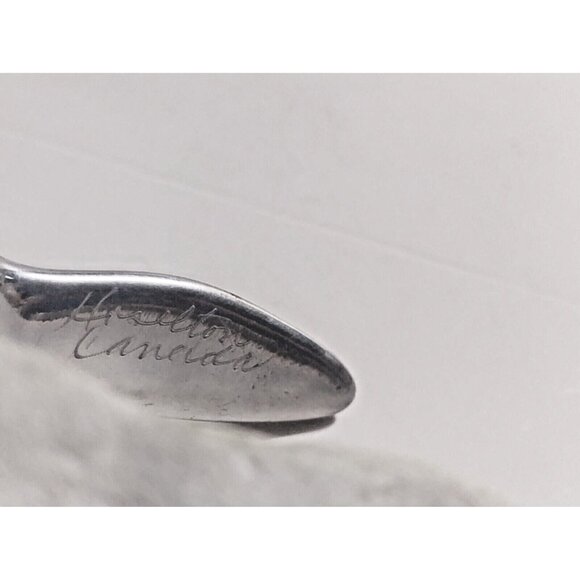 Hoselton Vintage Goose Sculpture Made in Canada Hand Crafted  3.5" x 4" x 2 1/2" - Picture 8 of 9